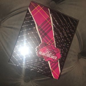 Victoria Secret tease heart breaker perfume